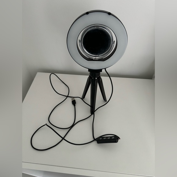 5” LED Ringlight with a mirror - Picture 1 of 2